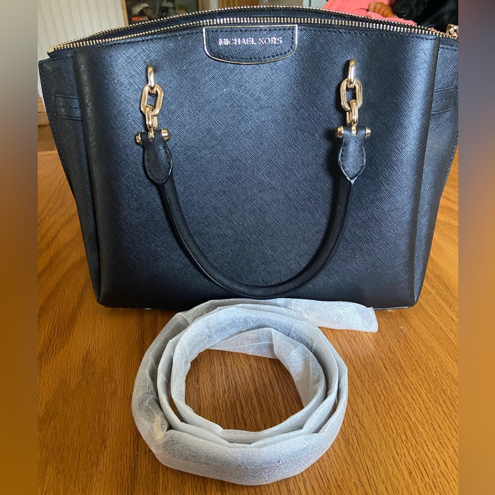 MK Purse